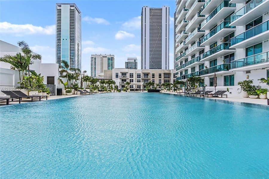 Property photo for 333 NE 24th Street, #812, Miami, FL
