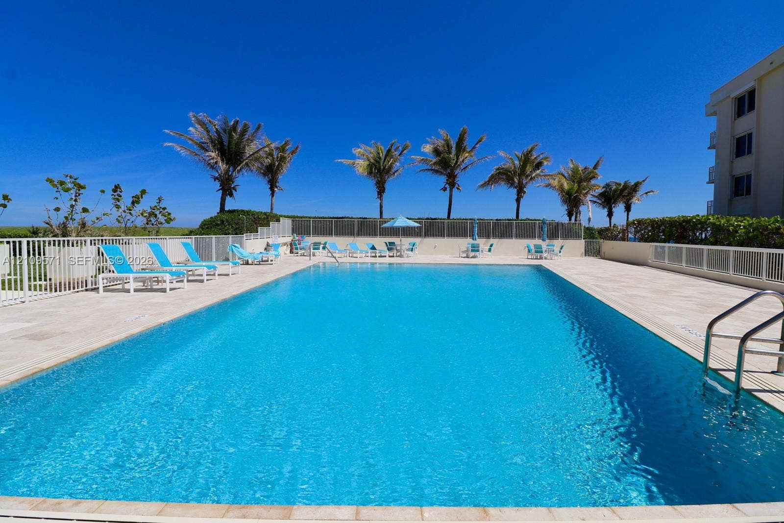 400 Beach Road, #201, Tequesta, FL 33469 Photo 5