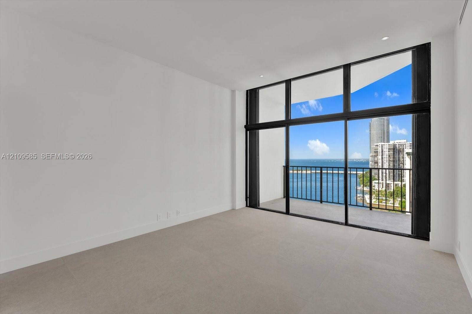 1865 Brickell Avenue, #APHVII, Miami, FL 33129 Bedroom 3 with terrace