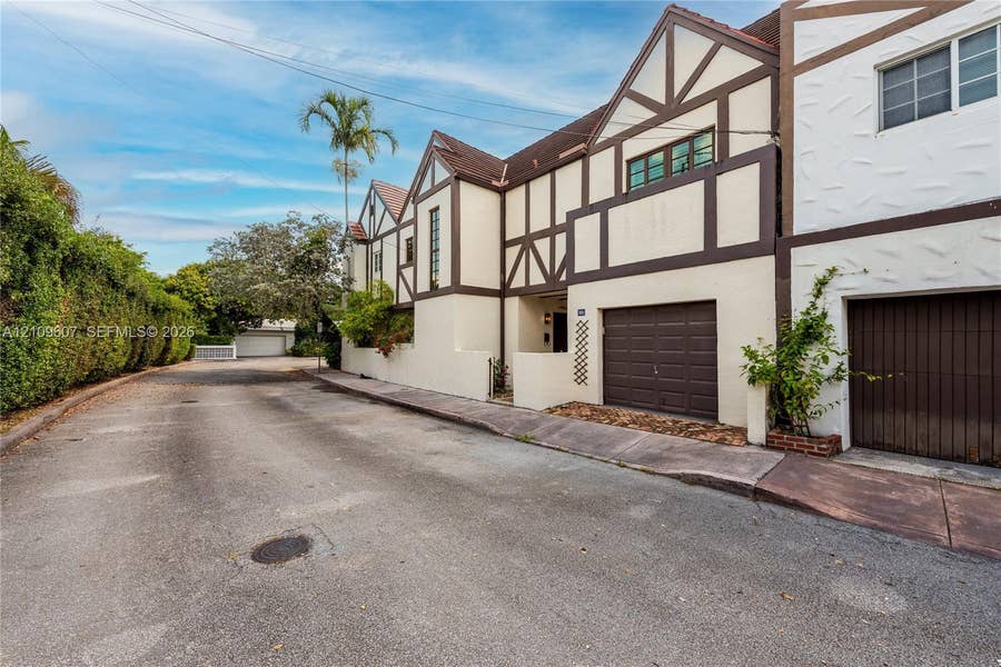 Property photo for 3621 Viscaya Court, Coral Gables, FL