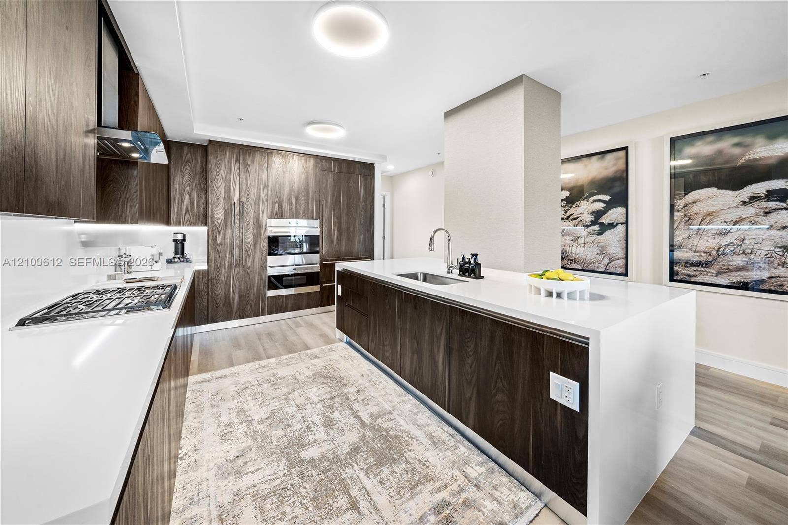 1180 N Federal Highway, #1501, Fort Lauderdale, Fort Lauderdale, FL 33304 Italian Cabinets, Sub-Zero & Wolf Appliances, Including Gas Cooktop