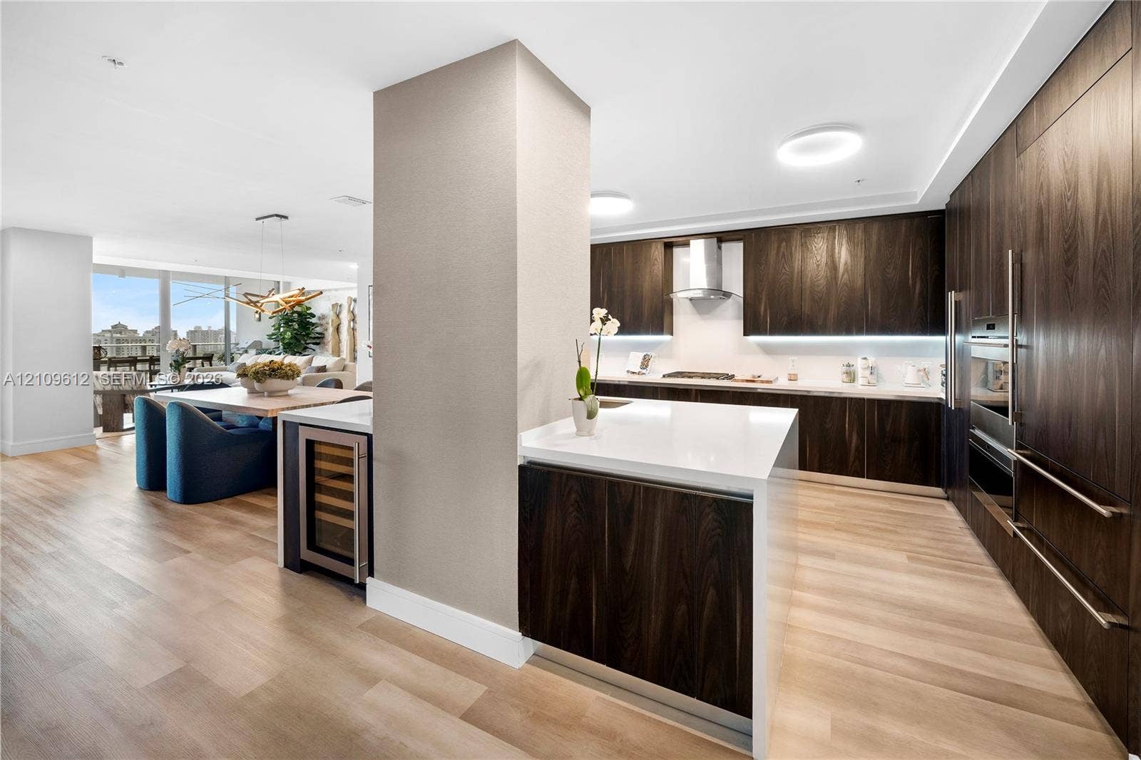 1180 N Federal Highway, #1501, Fort Lauderdale, Fort Lauderdale, FL 33304 Italian Cabinets, Sub-Zero & Wolf Appliances, Including Gas Cooktop & Wine Cooler