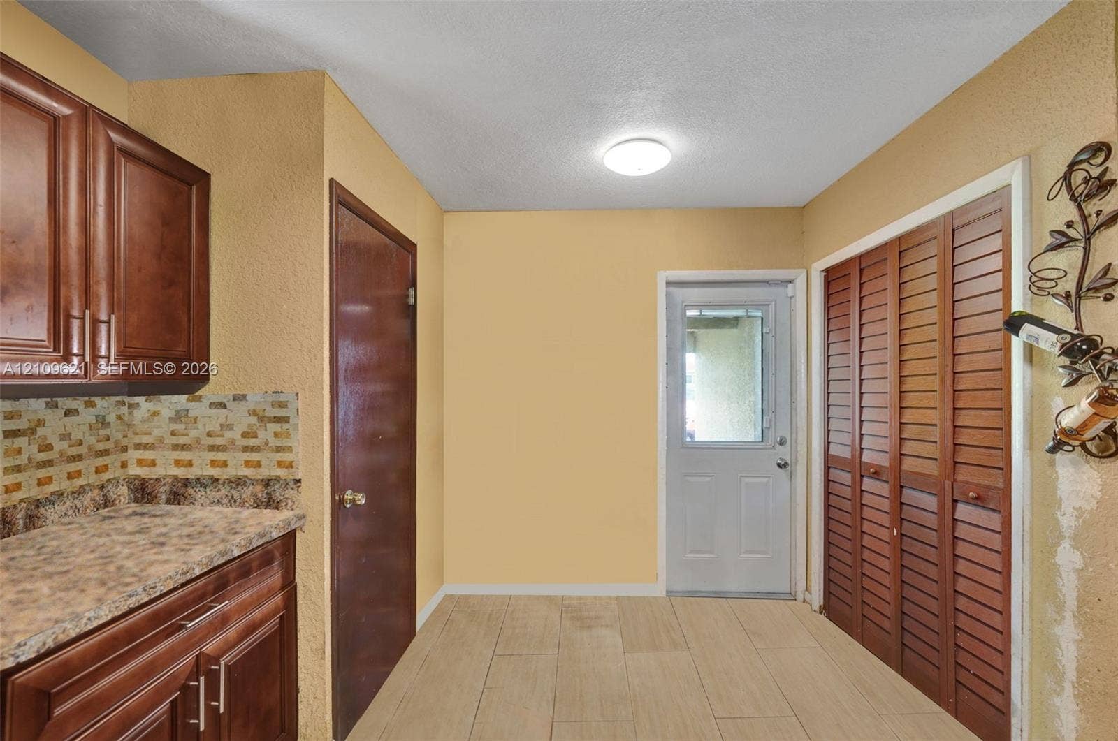 231 SW 64th Way, Pembroke Pines, FL 33023 Photo 11