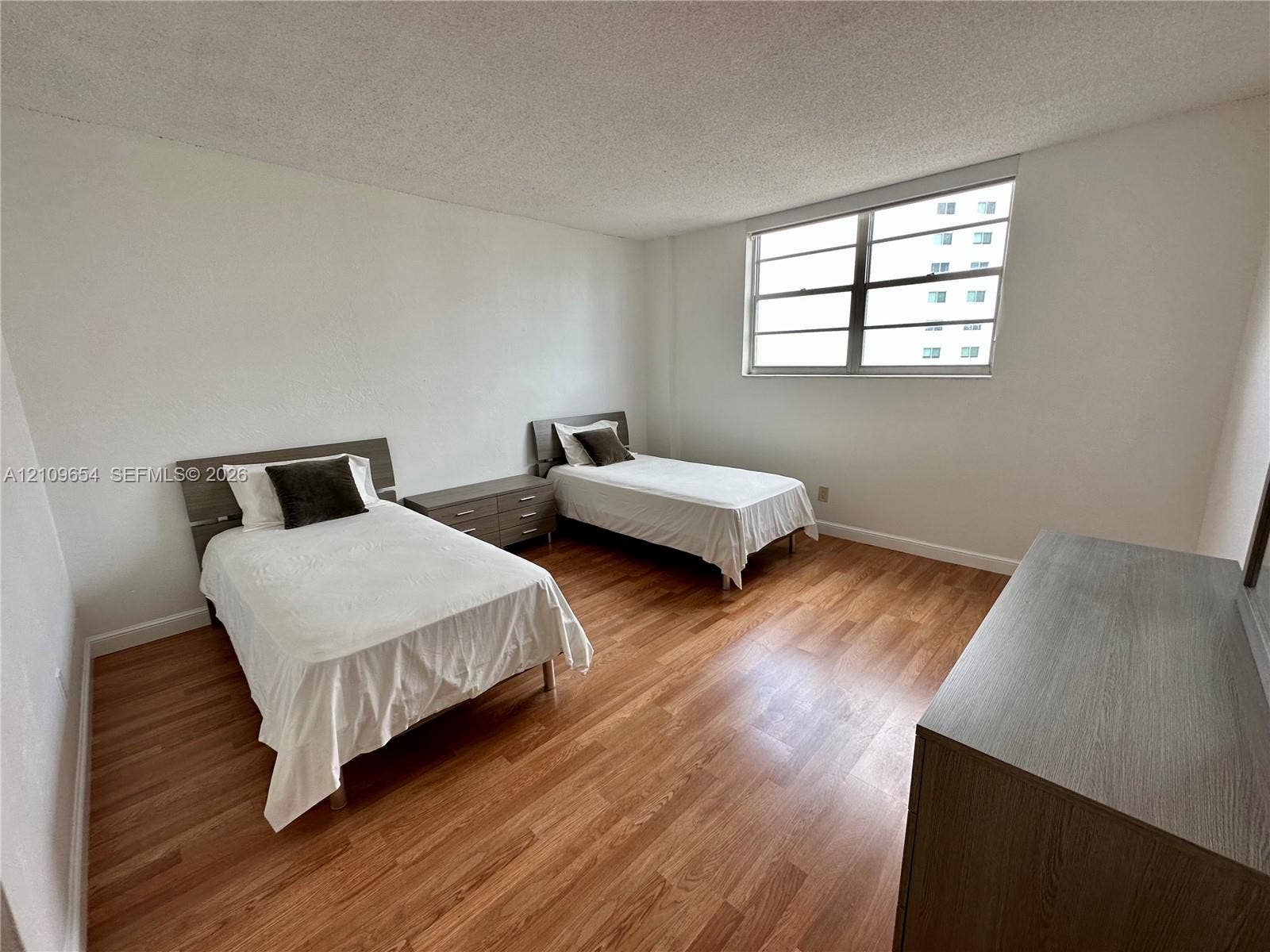 19390 Collins Avenue, #820, Sunny Isles Beach, Sunny Isles Beach, FL 33160 Photo 10