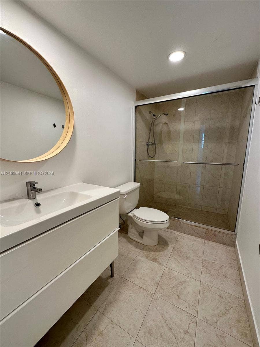 19390 Collins Avenue, #820, Sunny Isles Beach, Sunny Isles Beach, FL 33160 Photo 9