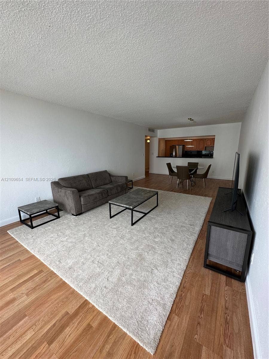 19390 Collins Avenue, #820, Sunny Isles Beach, Sunny Isles Beach, FL 33160 Photo 6