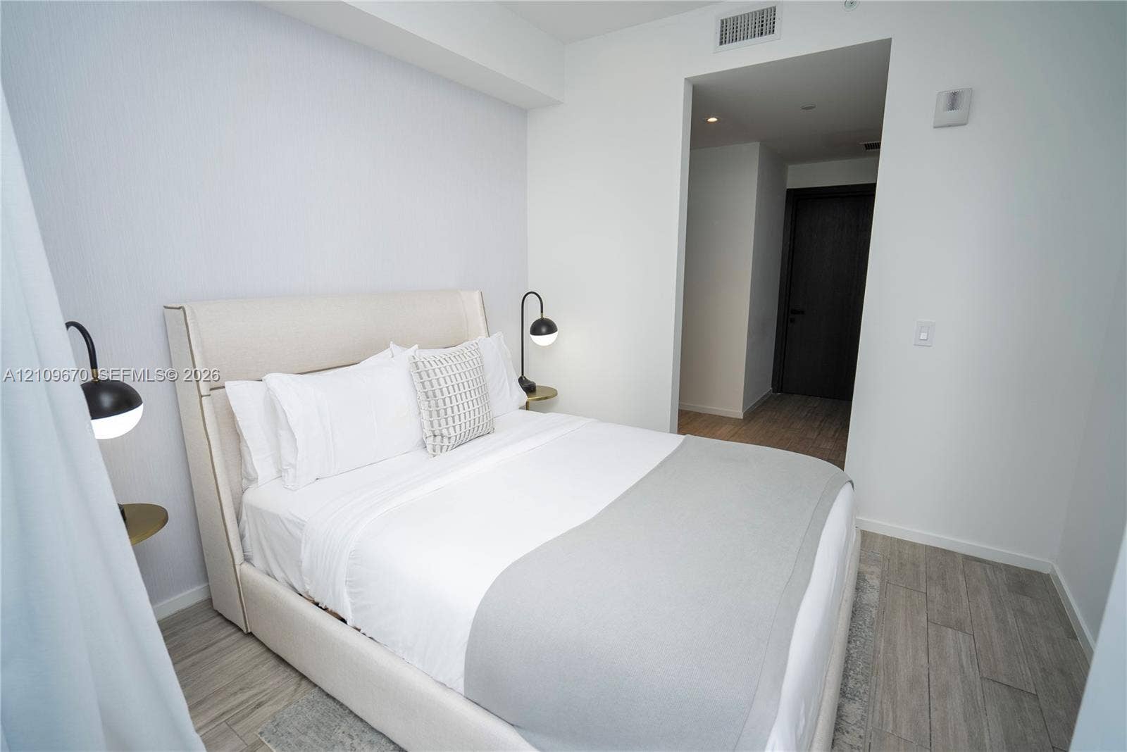 398 NE 5th Street, #1617, Miami, FL 33132 Photo 15