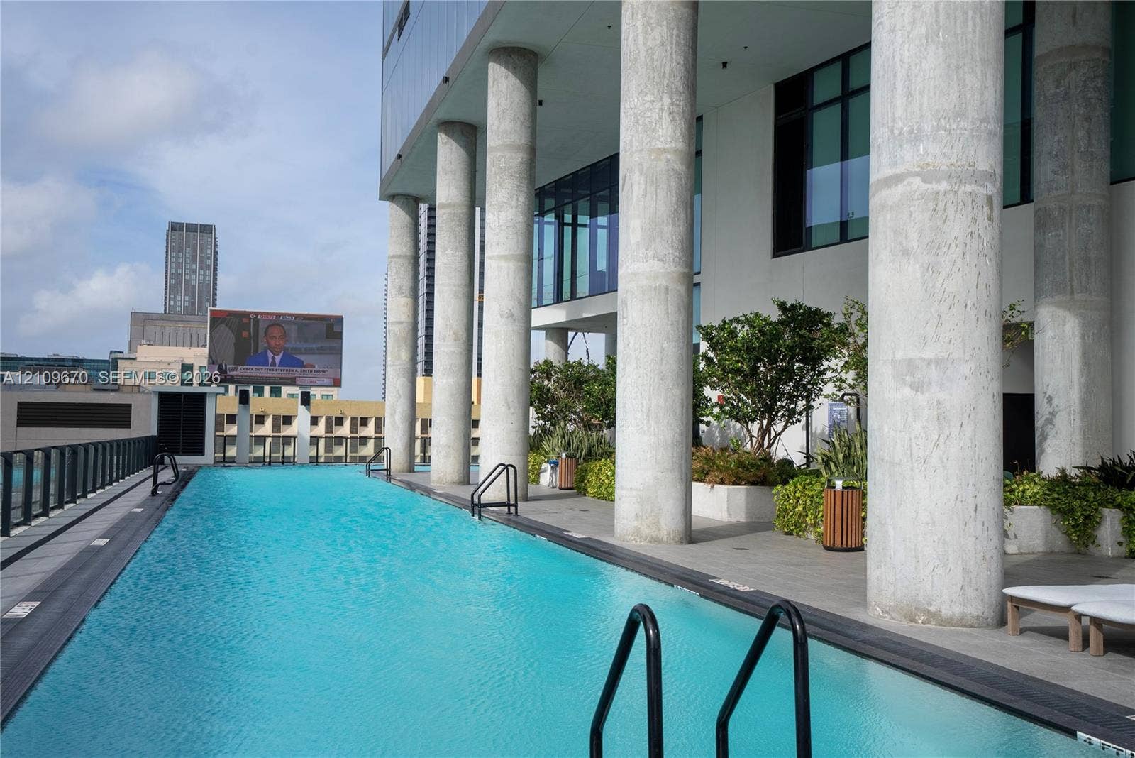 398 NE 5th Street, #1617, Miami, FL 33132 Photo 3