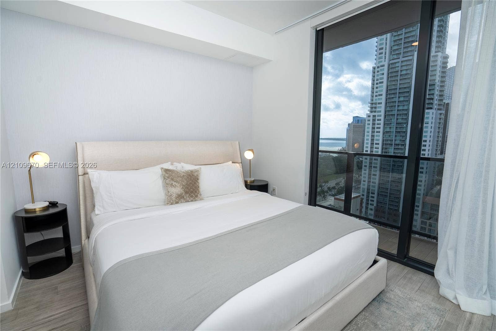 398 NE 5th Street, #1617, Miami, FL 33132 Photo 17