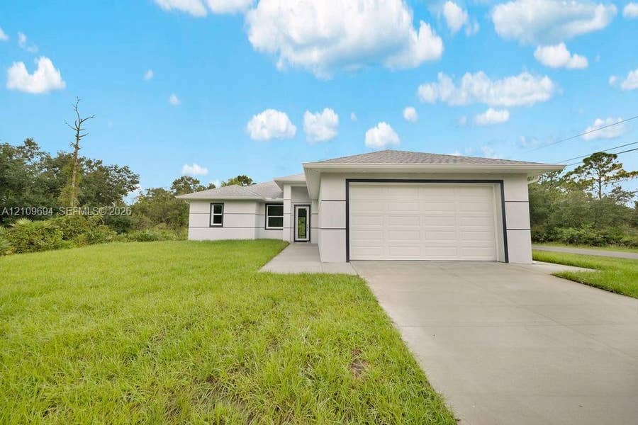 Property photo for 607 W 6th Street, Cape Coral, FL
