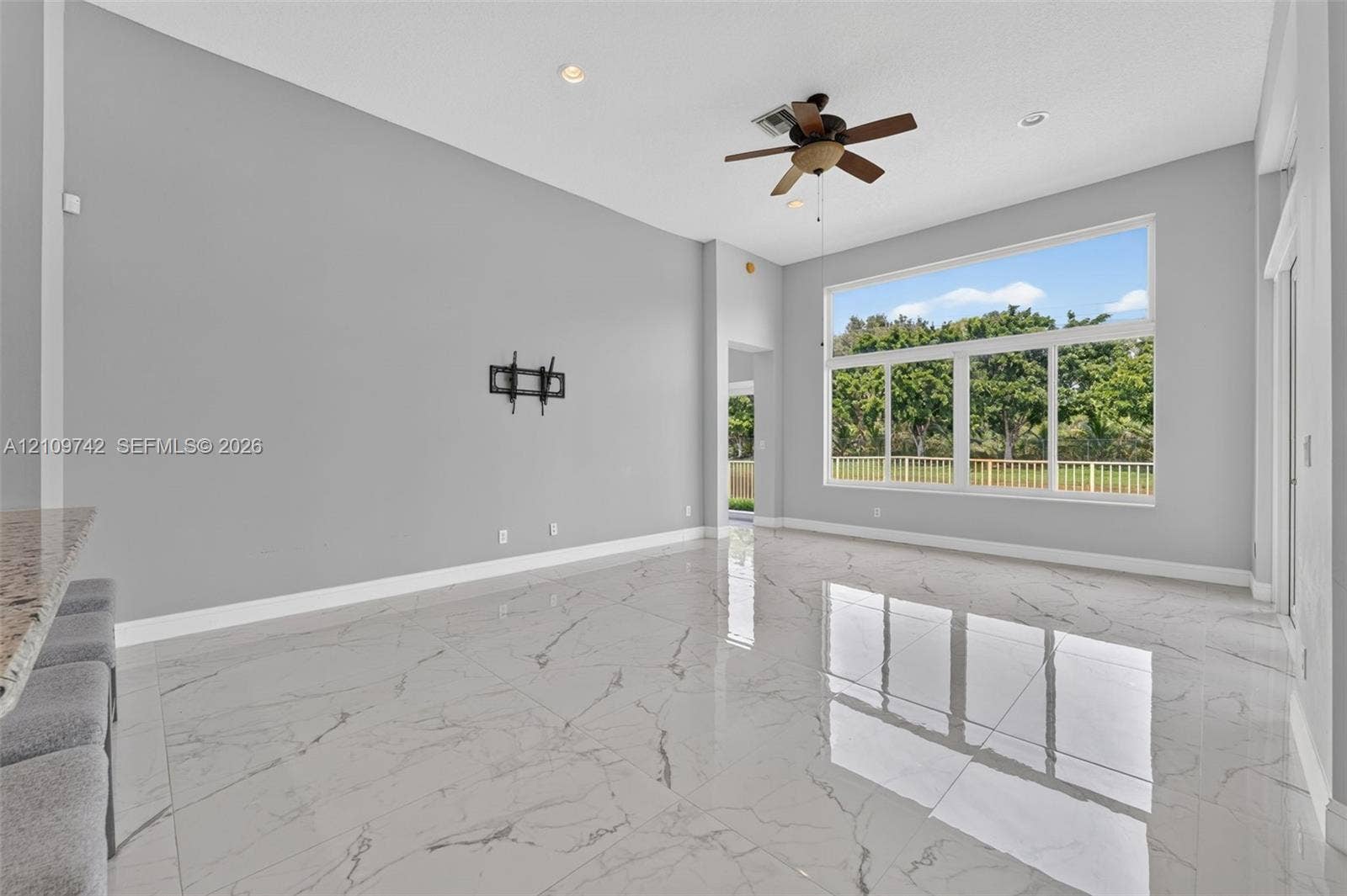 19143 SW 60th Court, Pembroke Pines, FL 33332 Photo 5