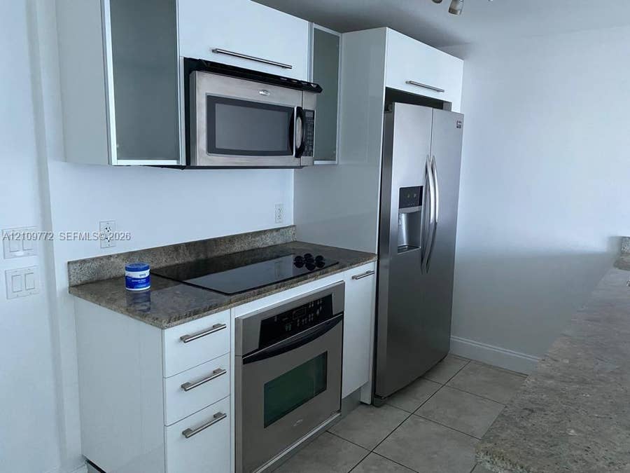 Property photo for 185 SW 7th Street, #1608, Miami, FL