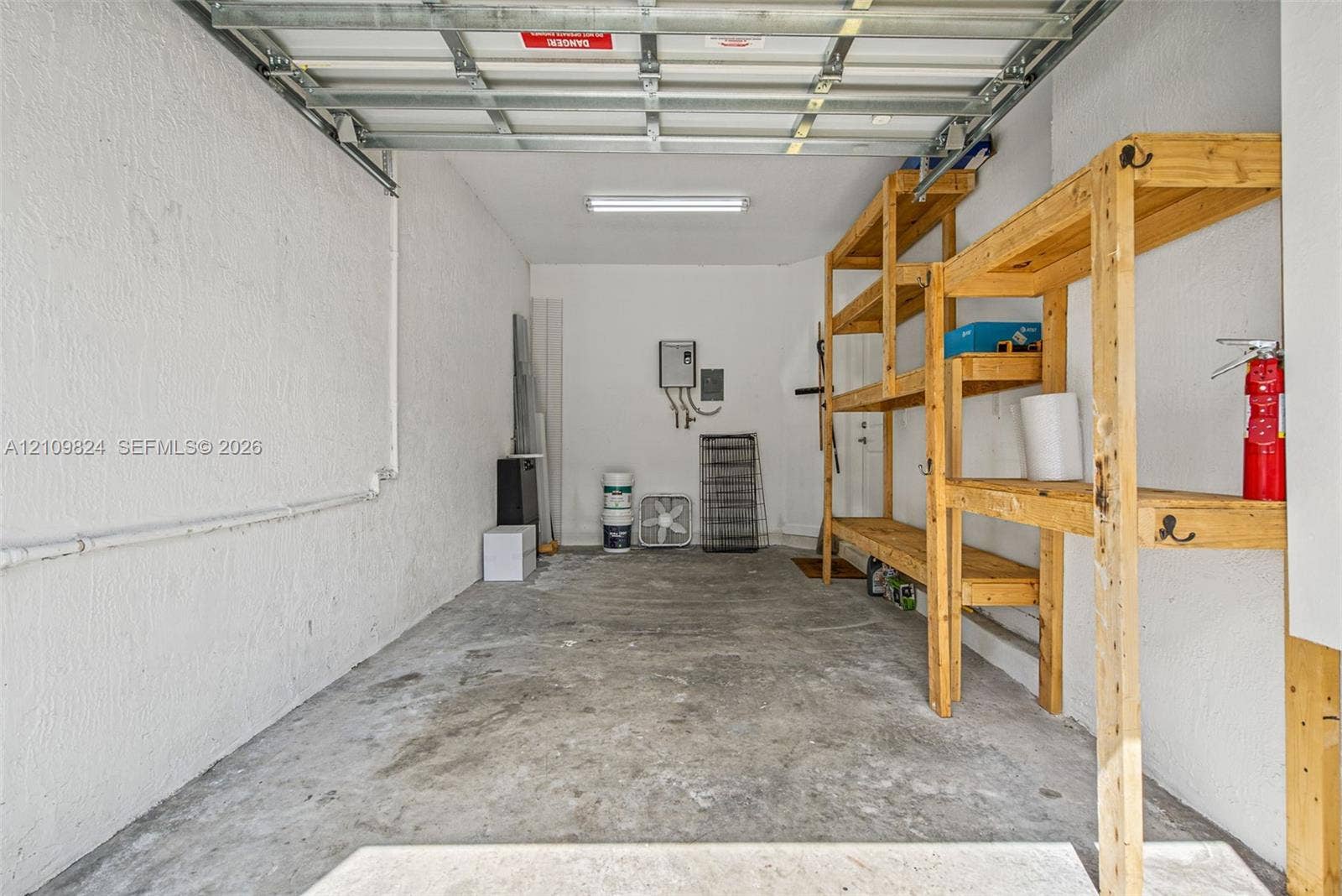 1 car garage