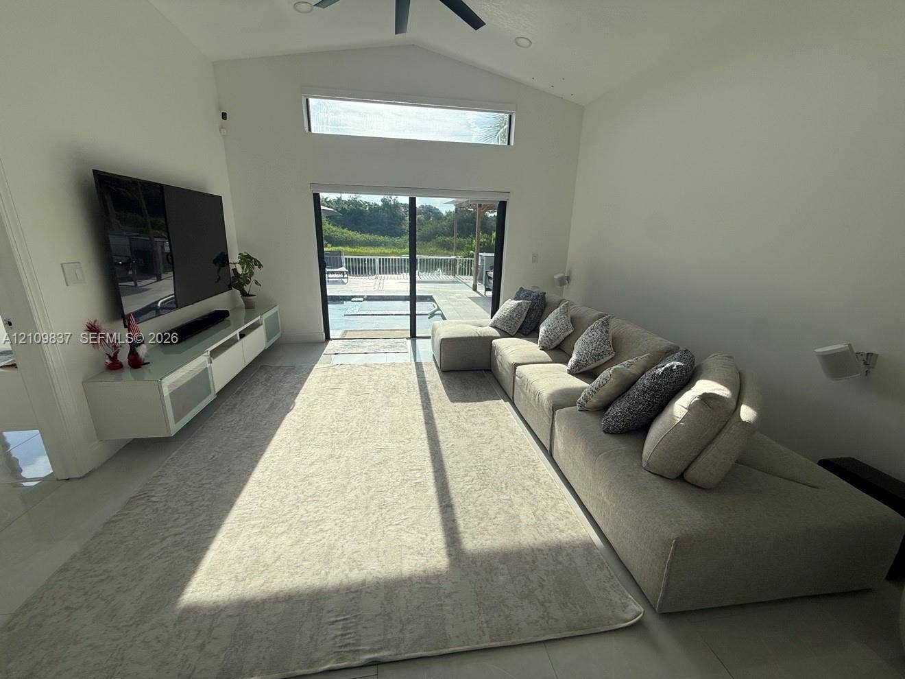 Living Room DELETE