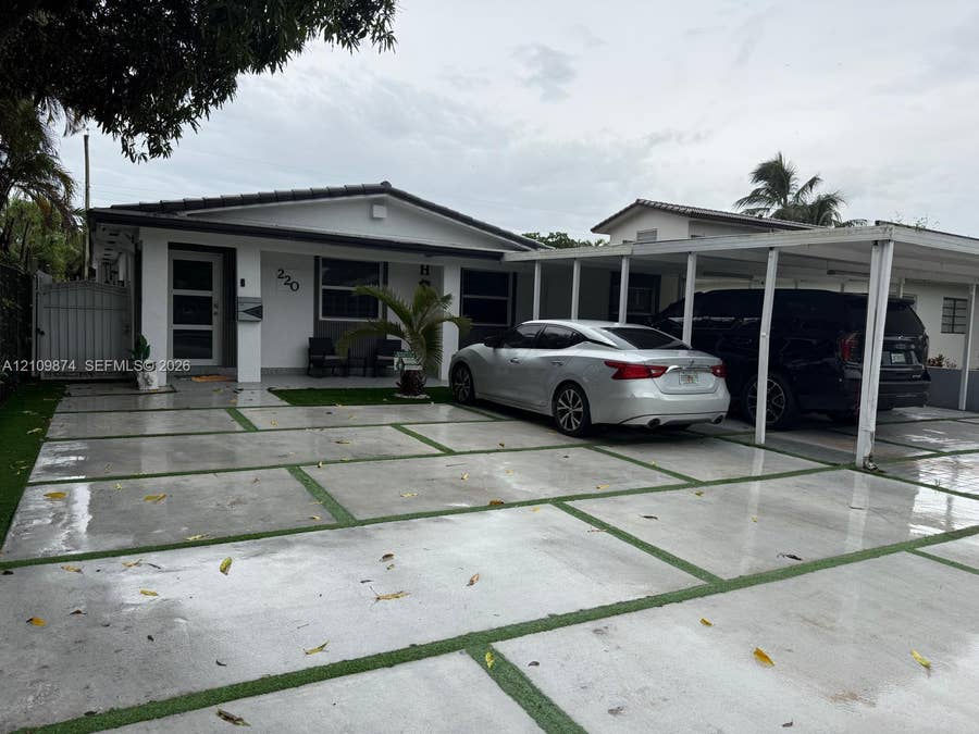 Property photo for 220 W 53rd Street, Hialeah, FL