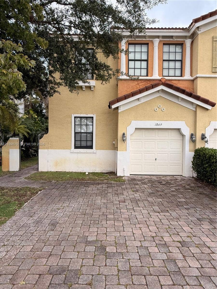 Property photo for Port St Lucie, FL