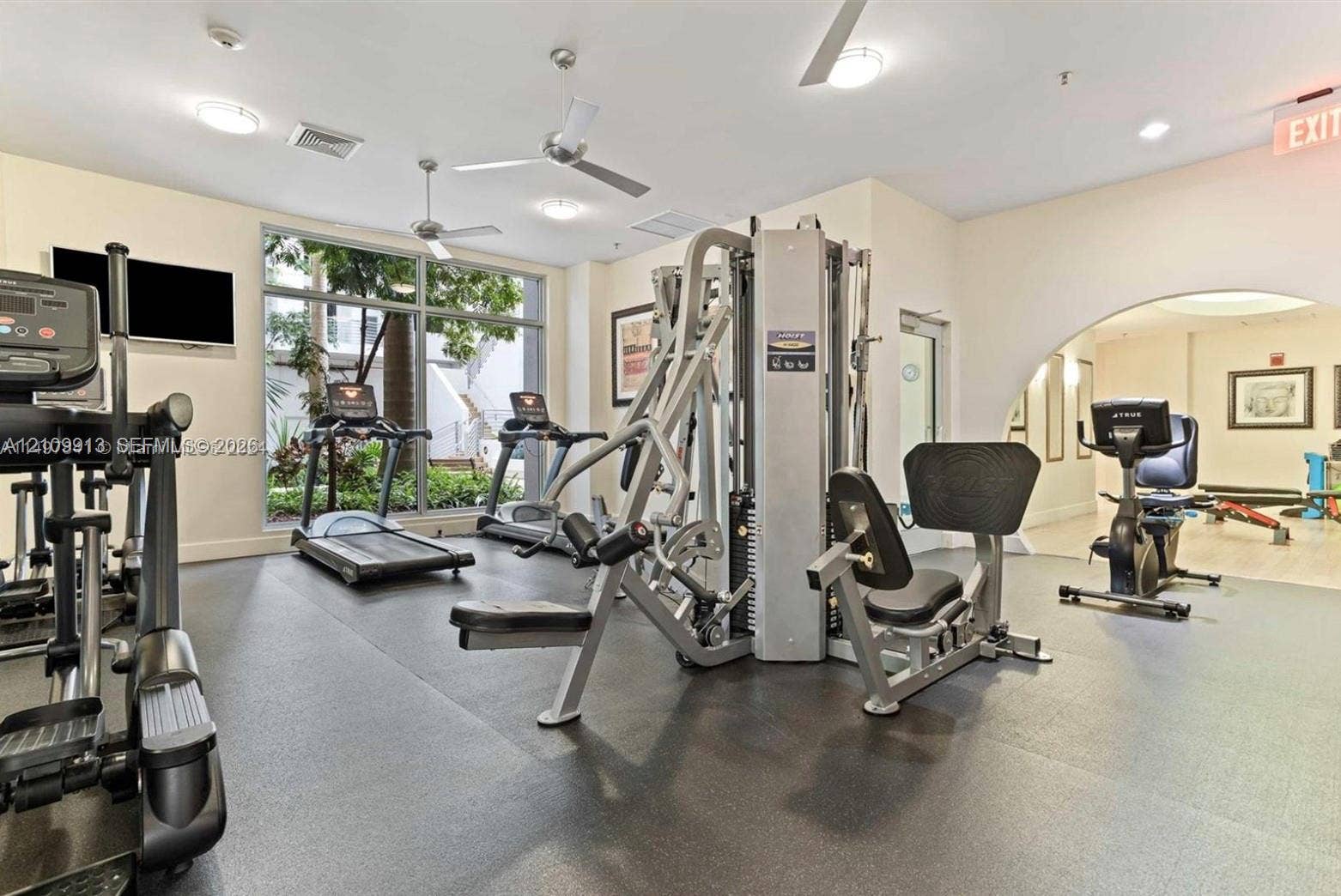 1830 Radius Drive, #818, Hollywood, Hollywood, FL 33020 Photo 14