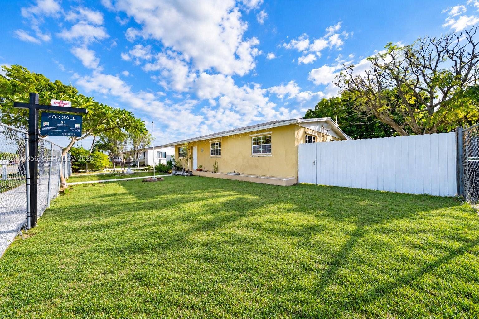 19503 SW 114th Place, Miami, FL 33157 Photo 2