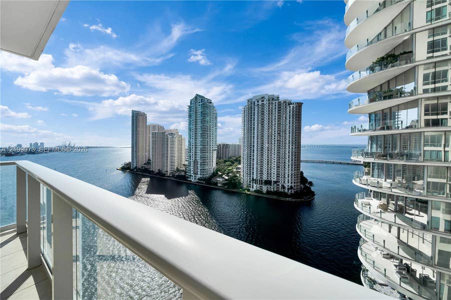 Property photo for 300 S Biscayne Boulevard, #T-1806, Miami, FL