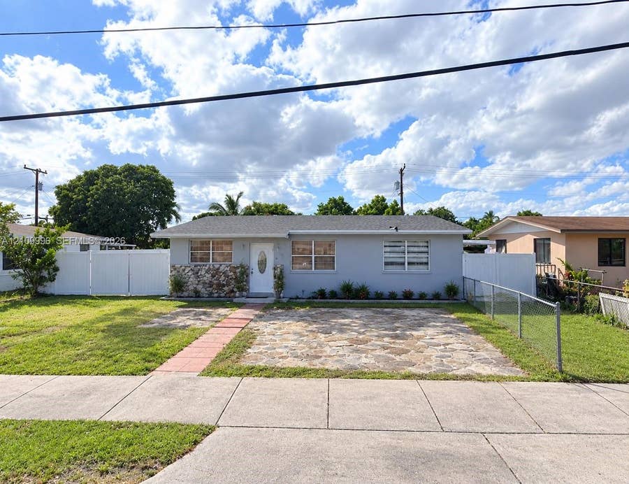 Property photo for 5040 E 10th Avenue, Hialeah, FL