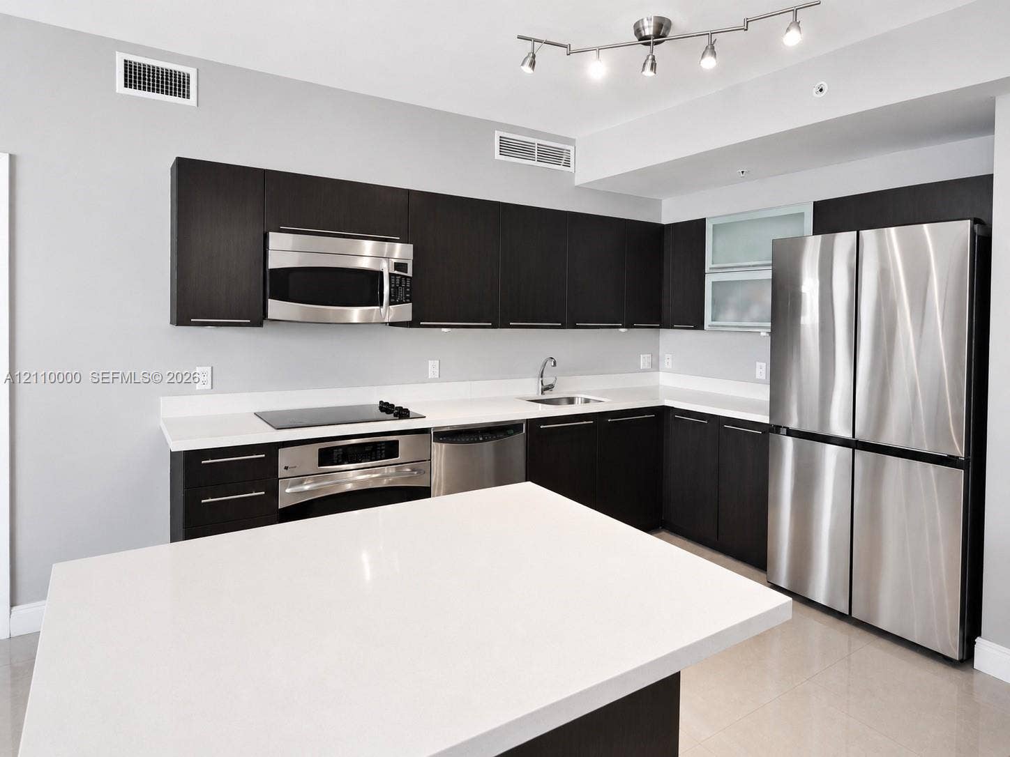 90 SW 3rd Street, #3212, Miami, FL 33130 Photo 5