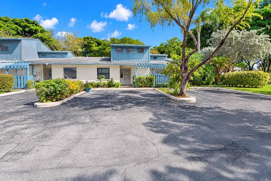 Property photo for 3617 SW 69th Terrace, #24-Z, Miramar, FL