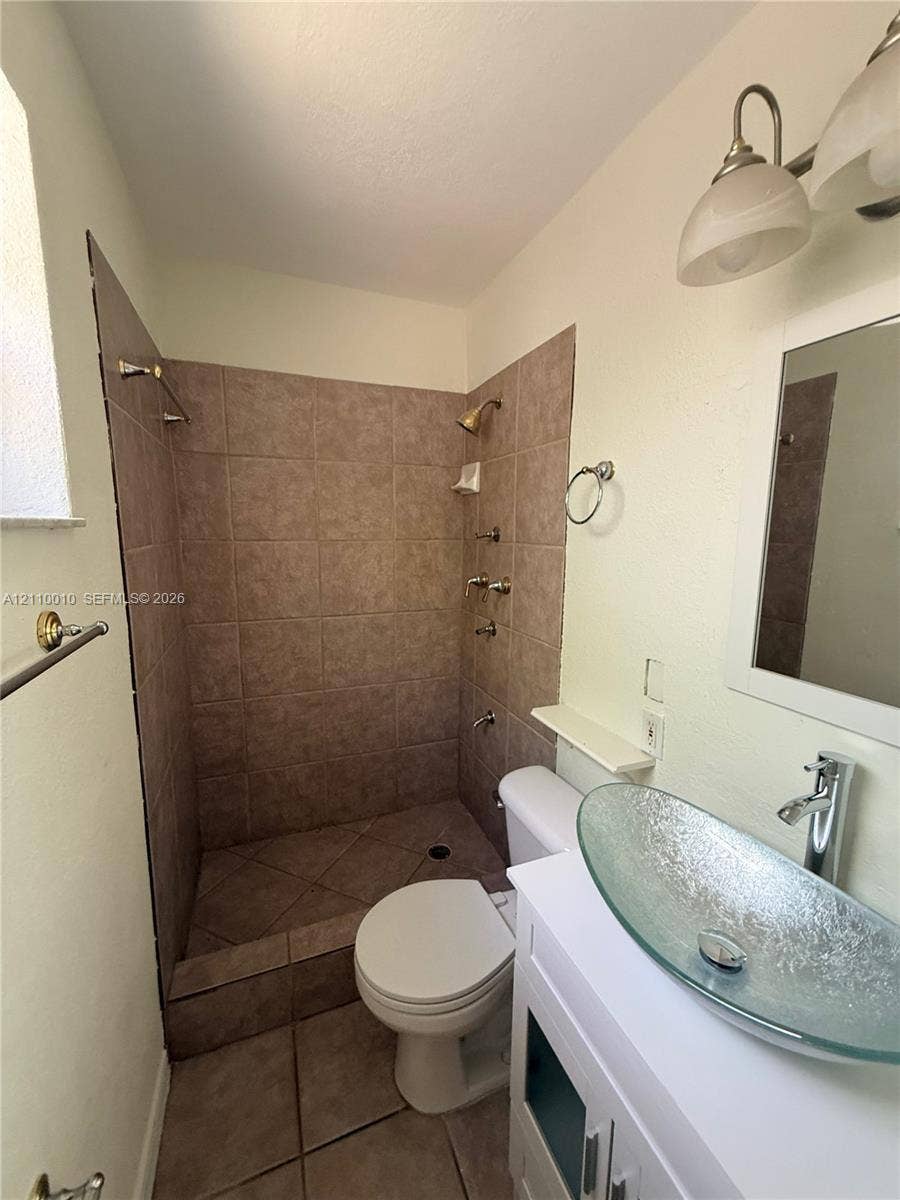 6570 Thomas Street, #0, Hollywood, Hollywood, FL 33024 Photo 10