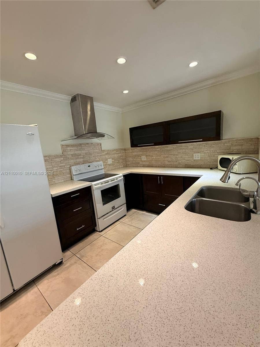 6570 Thomas Street, #0, Hollywood, Hollywood, FL 33024 Photo 6