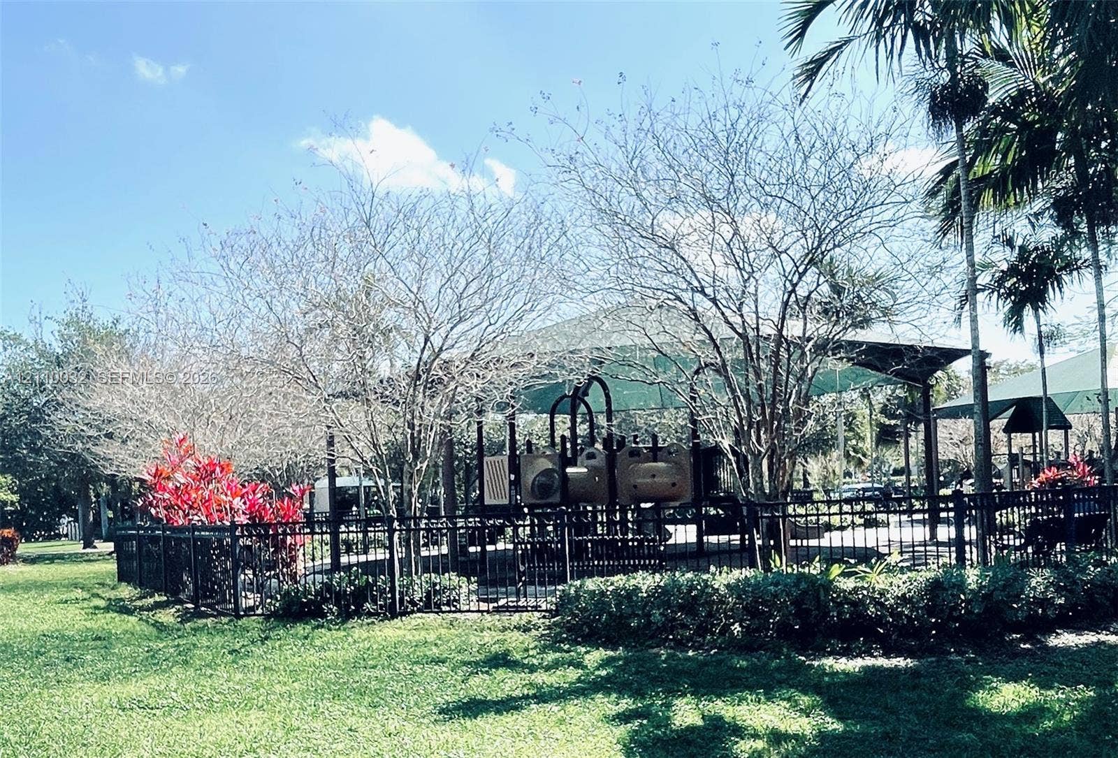 605 Oaks Drive, #601, Pompano Beach, Pompano Beach, FL 33069 playground area