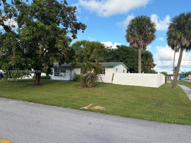 Property photo for 9442 Bellewood Street, Palm Beach Gardens, FL