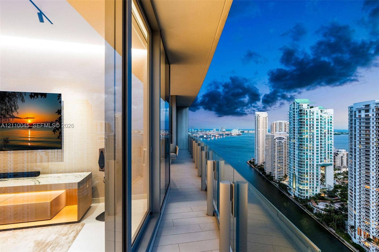 300 Biscayne Boulevard Way, #3105W, Miami, FL 33131 Photo 29