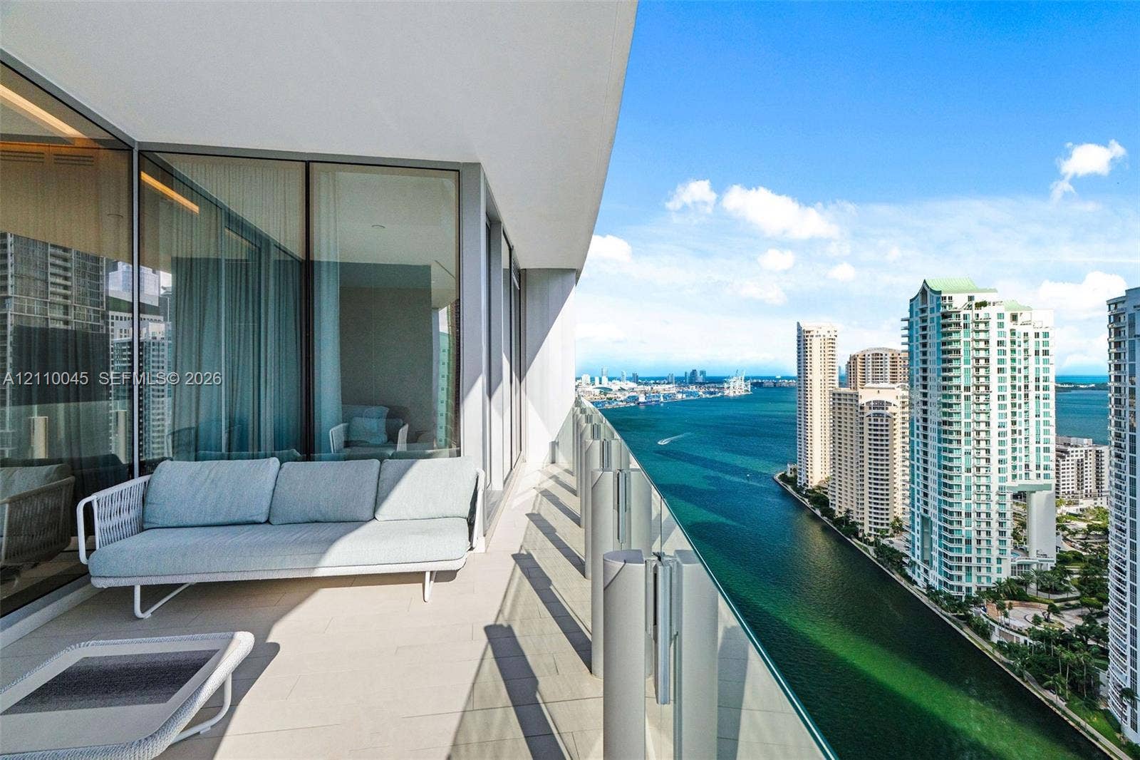 300 Biscayne Boulevard Way, #3105W, Miami, FL 33131 Photo 22