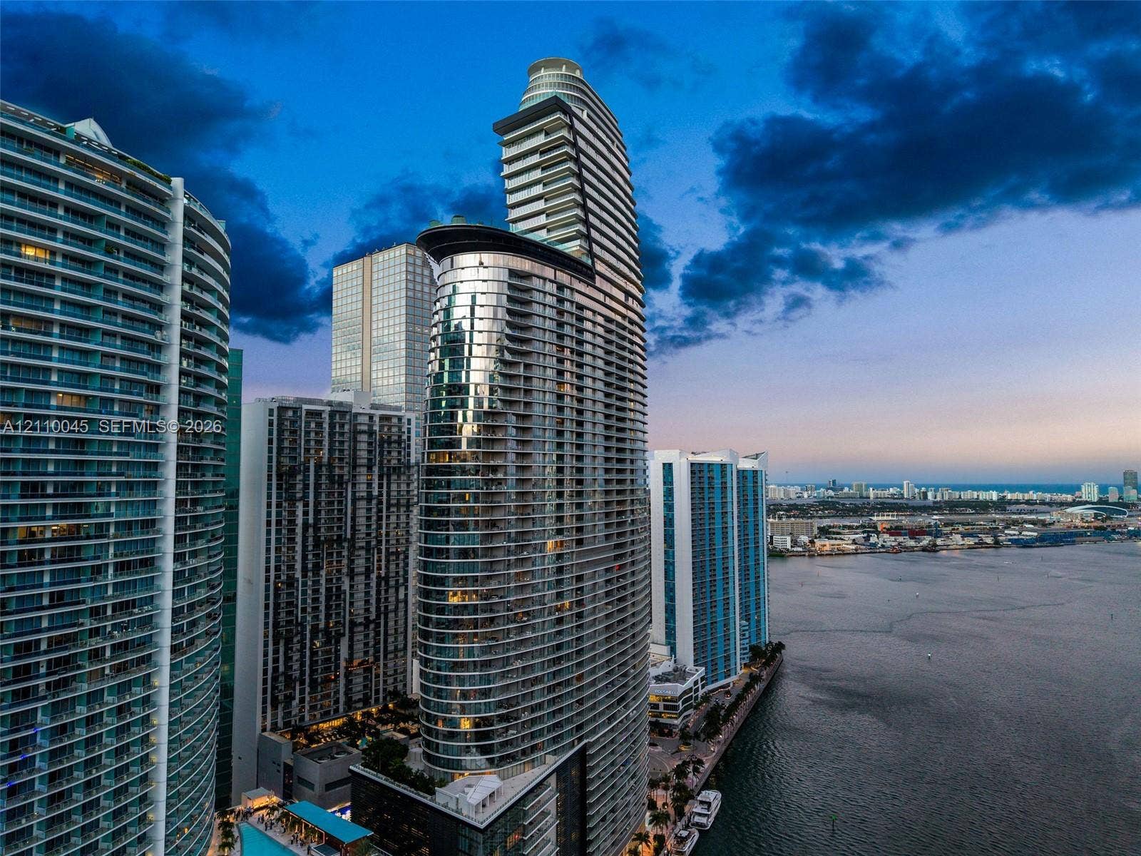 300 Biscayne Boulevard Way, #3105W, Miami, FL 33131 Photo 37