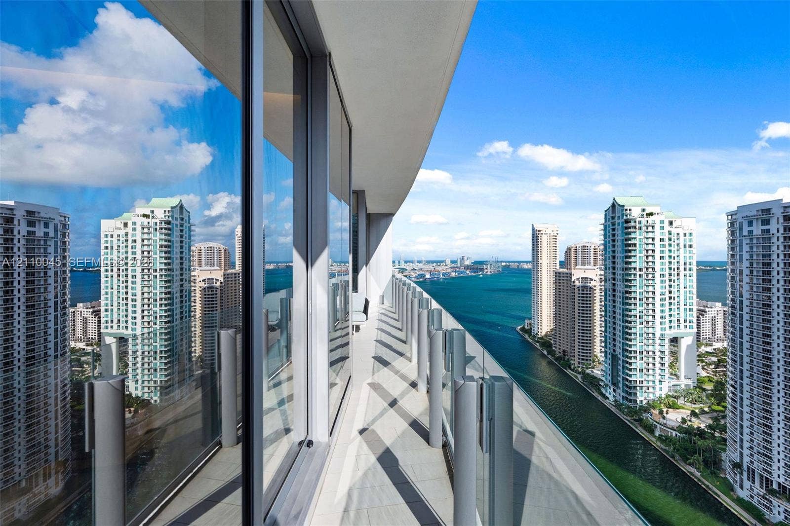 300 Biscayne Boulevard Way, #3105W, Miami, FL 33131 Photo 21
