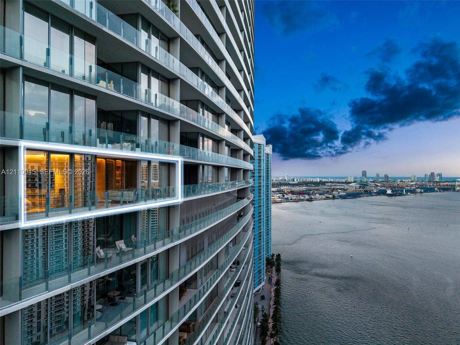 300 Biscayne Boulevard Way, #3105W, Miami, FL 33131 Photo 36