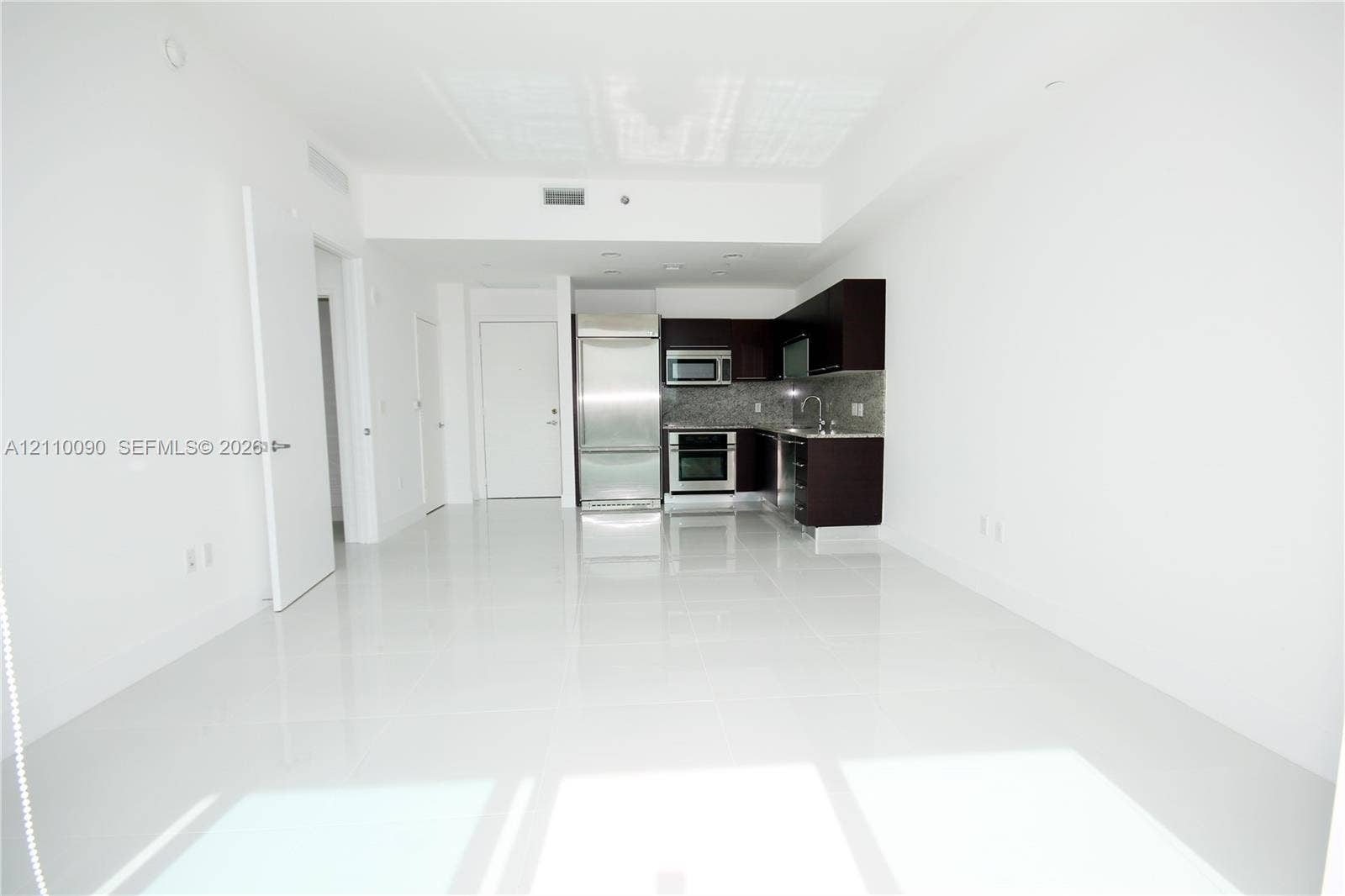 950 Brickell Bay Drive, #4109, Miami, Miami, FL 33131 Photo 3