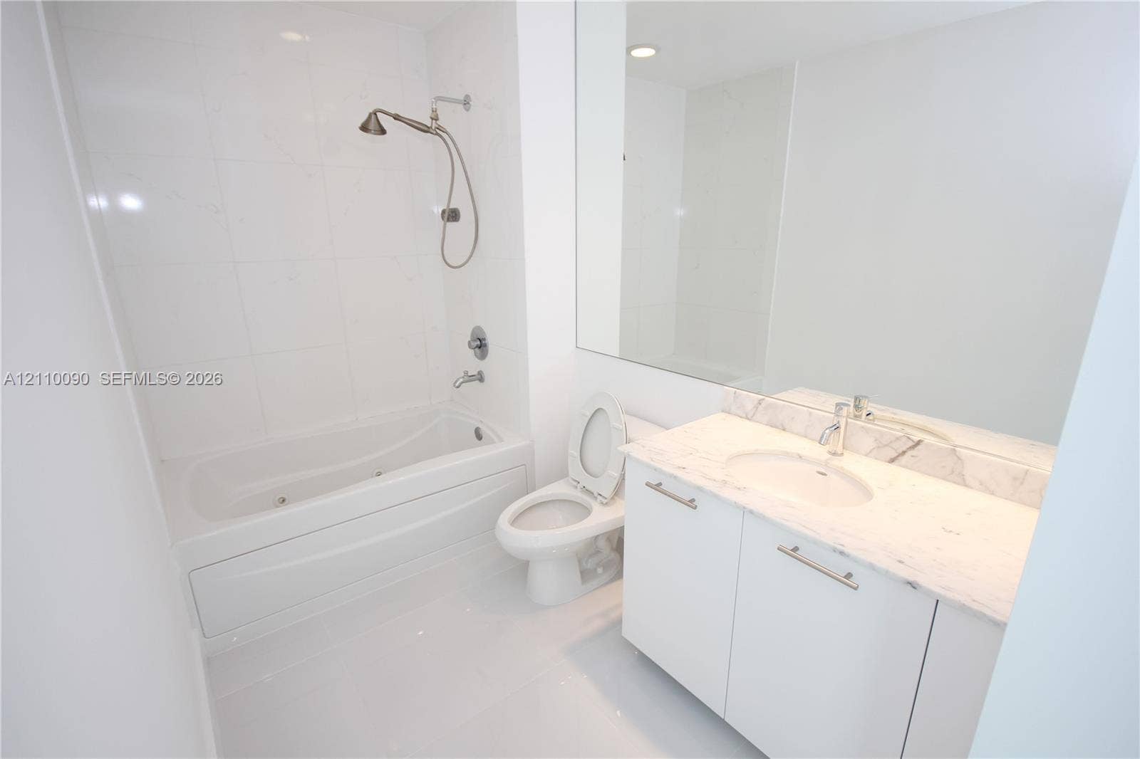950 Brickell Bay Drive, #4109, Miami, Miami, FL 33131 Photo 12