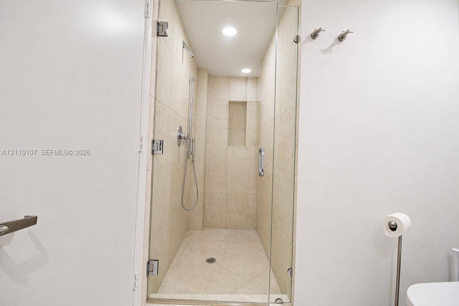 465 Brickell Avenue, #4604, Miami, Miami, FL 33131 Photo 14