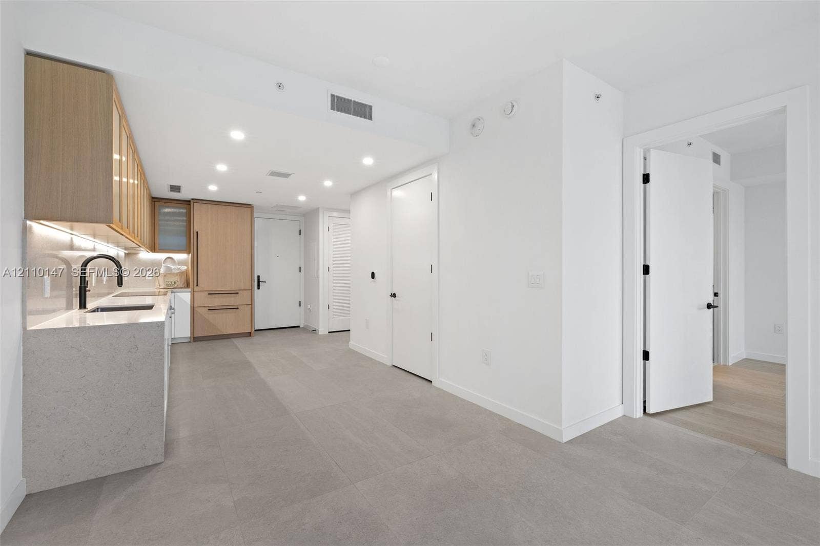 2200 Brickell Avenue, #206, Miami, FL 33129 Photo 9