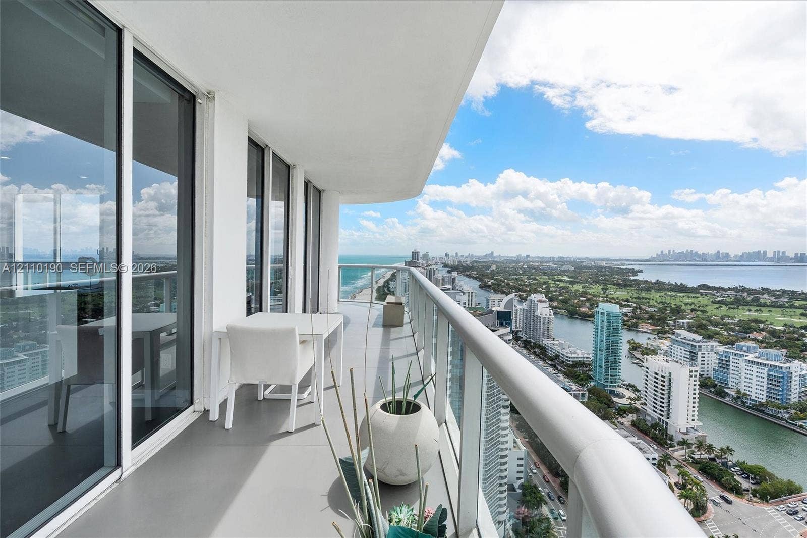 6365 Collins Avenue, #4307, Miami Beach, FL 33141 Wraparound balcony