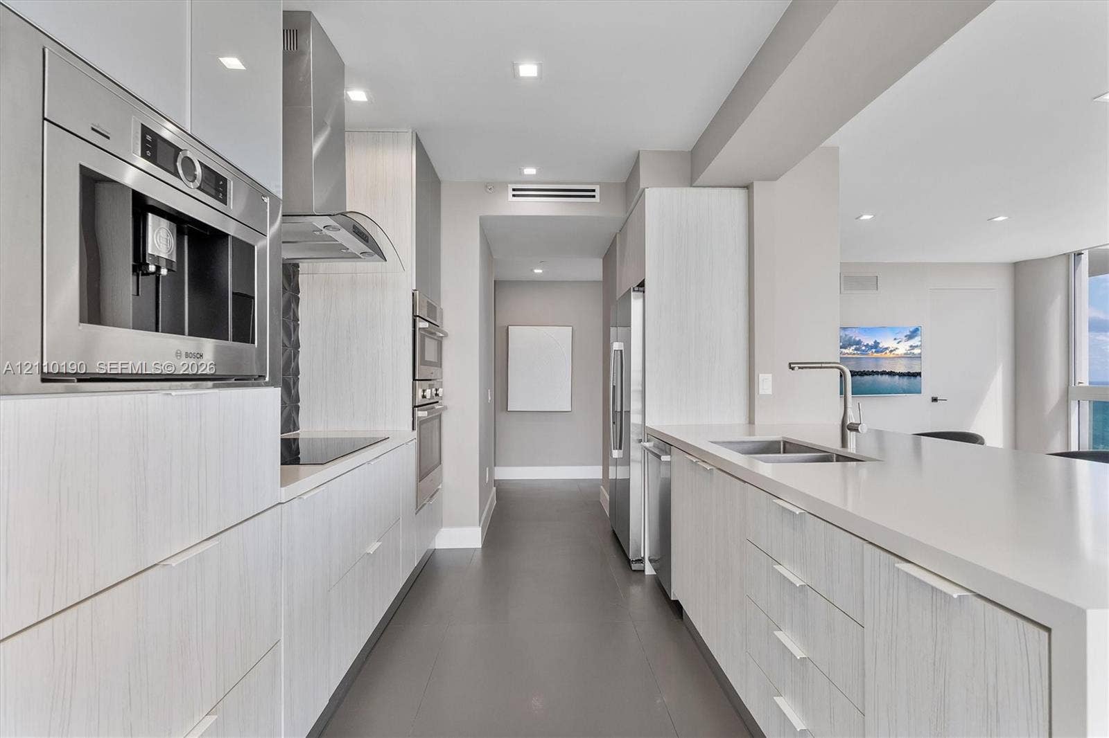 6365 Collins Avenue, #4307, Miami Beach, FL 33141 Photo 13