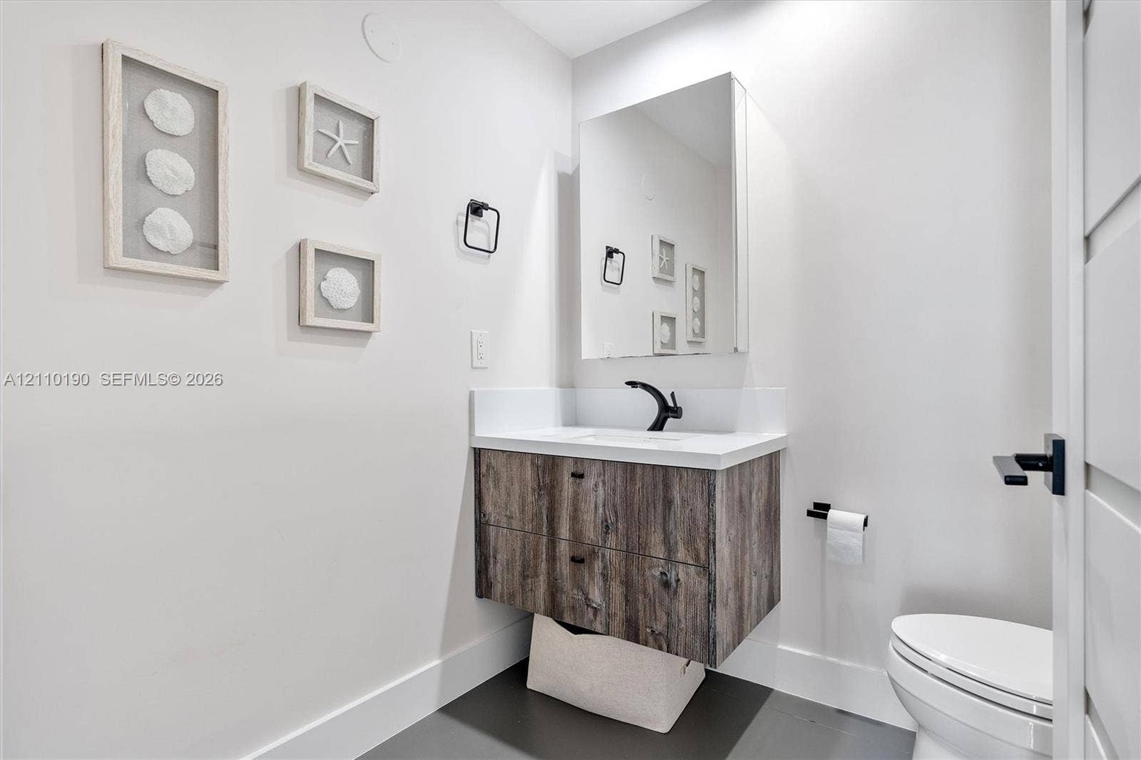 6365 Collins Avenue, #4307, Miami Beach, FL 33141 2nd Bathroom