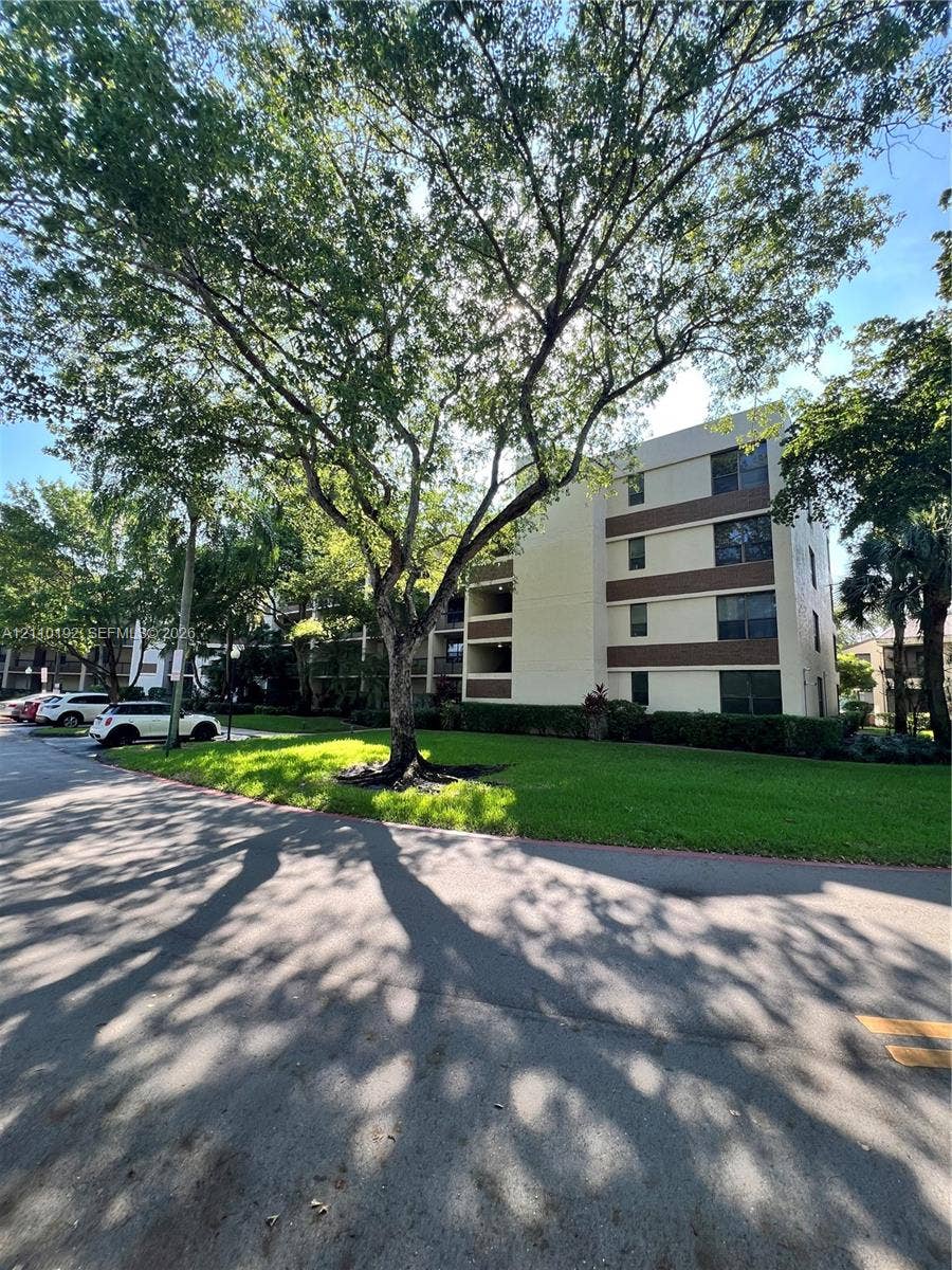 Property photo for 100 NW 76th Avenue, #302-2, Plantation, FL