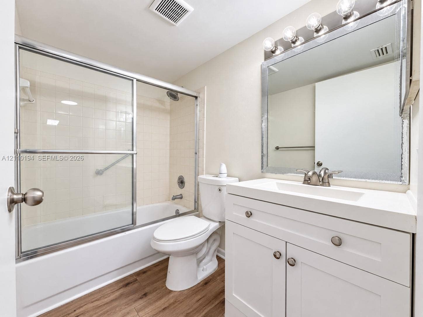 6331 La Costa Drive, #A, Boca Raton, Boca Raton, FL 33433 2nd bathroom