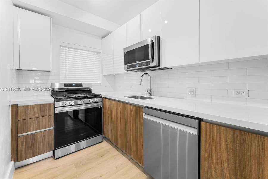 Property photo for 1035 9th Street, #20, Miami Beach, FL