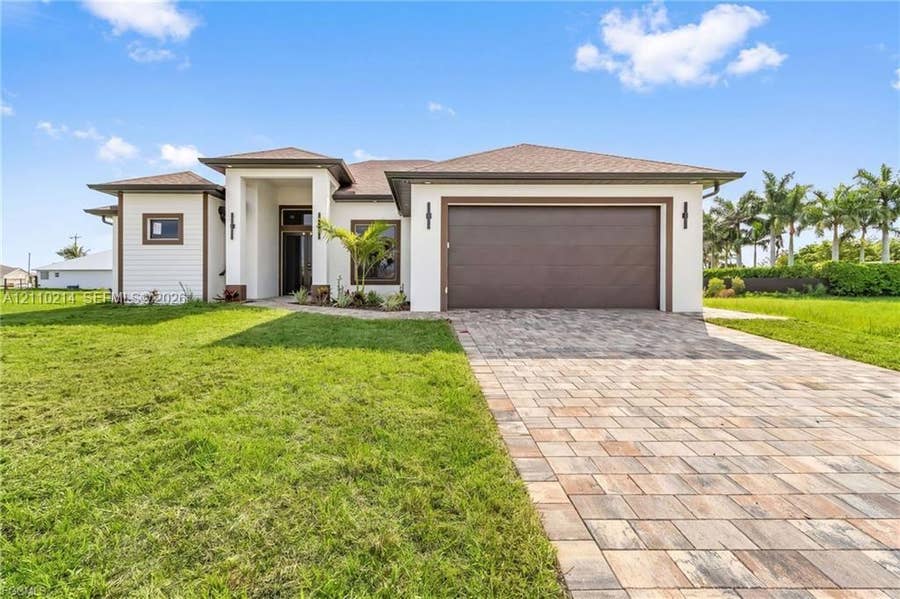Property photo for 7 SW 19th Place, Cape Coral, FL