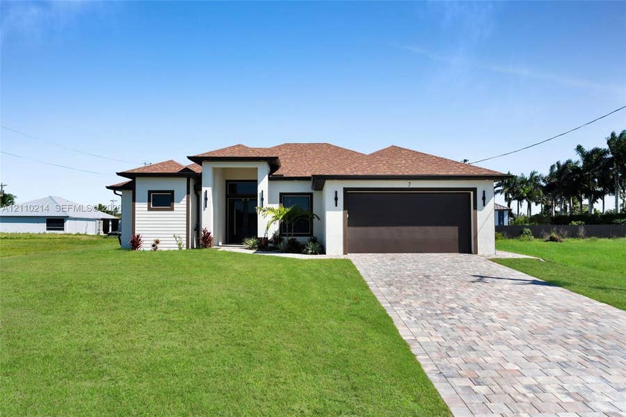 Property photo for 7 SW 19th Place, Cape Coral, FL