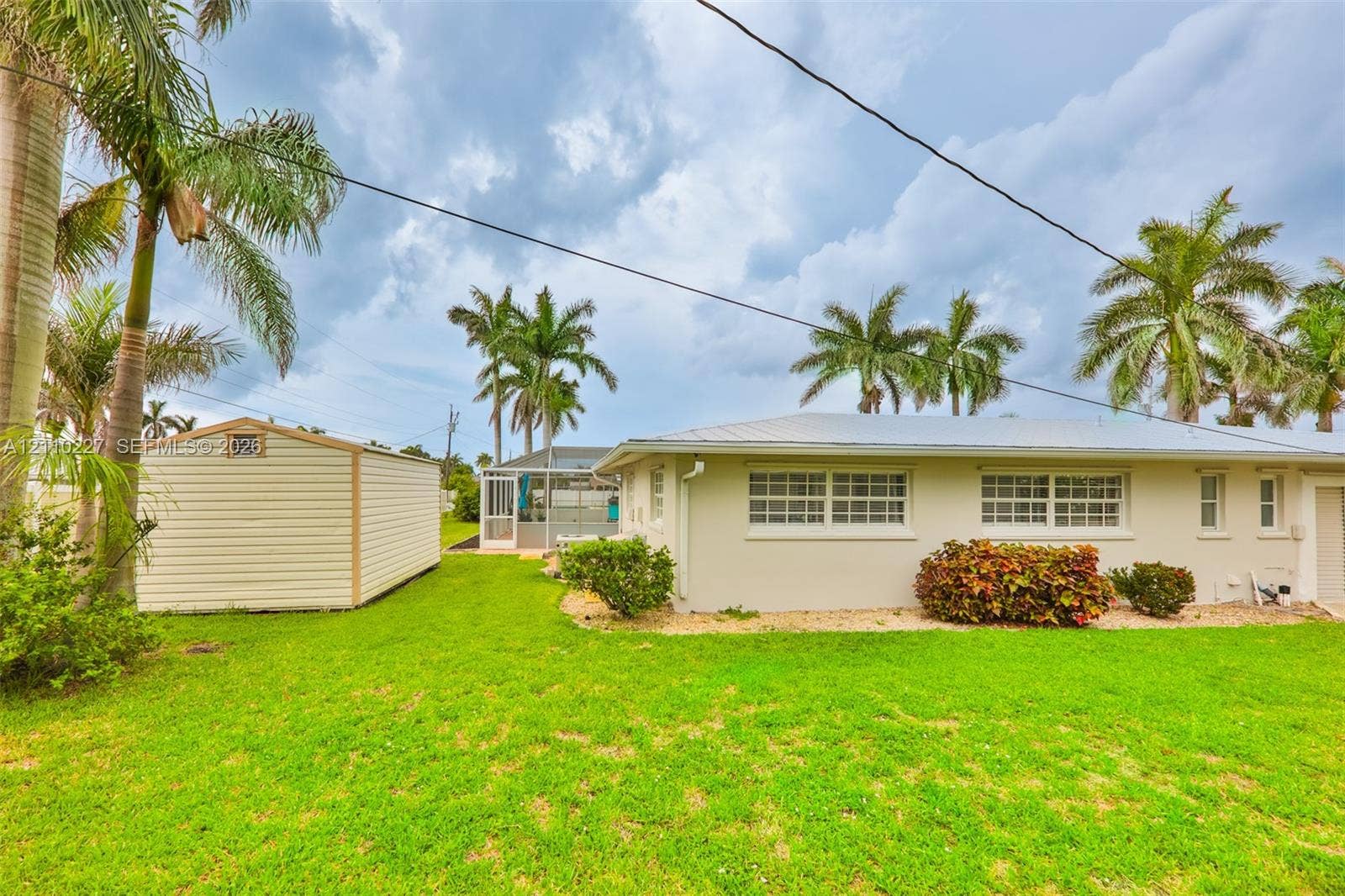 450 Bayshore Drive, Cape Coral, FL 33904 Photo 5