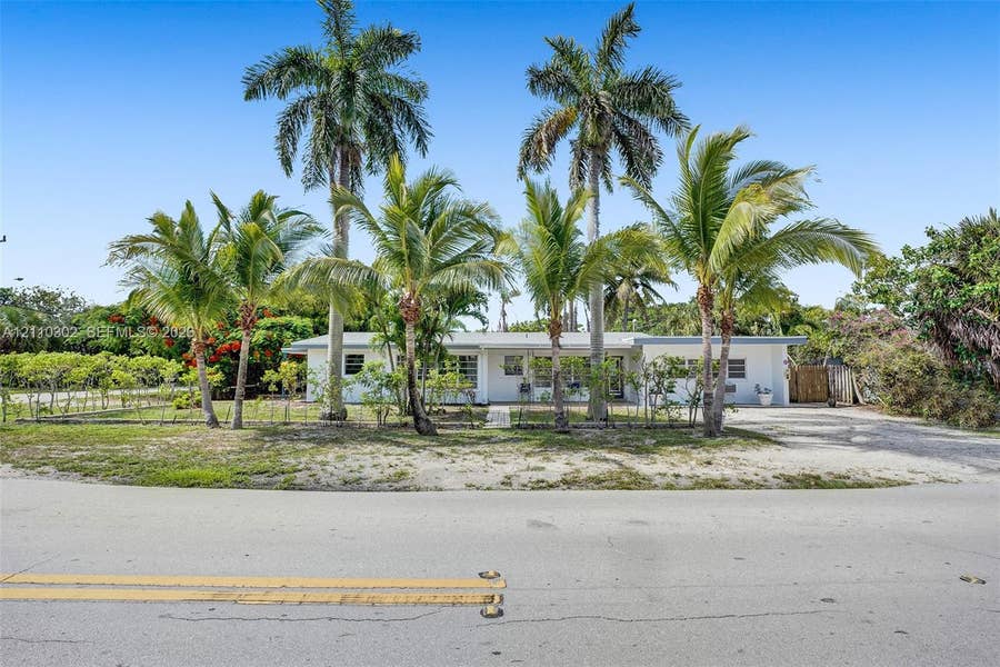 Property photo for 2416 SE 2nd Street, #1, Pompano Beach, FL