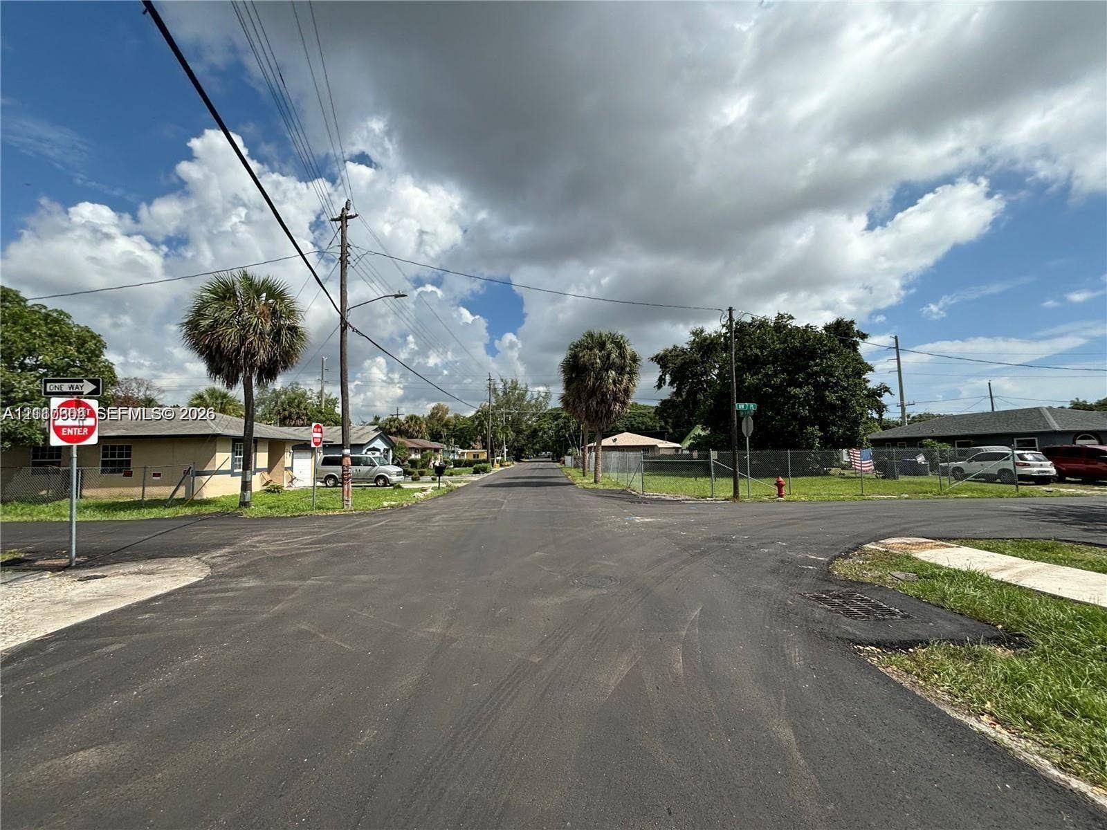 729 NW 19th Avenue, Fort Lauderdale, FL 33311 Additional content